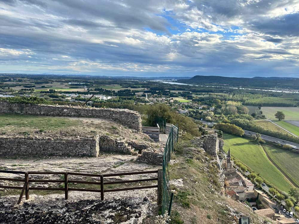 Uitzicht vanaf het fort van Mornas